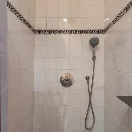 Guestready - Chic Pres Du Canal St-martin Apartment Paris